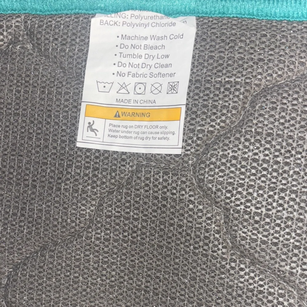 Luxurious Blue Bath Mat